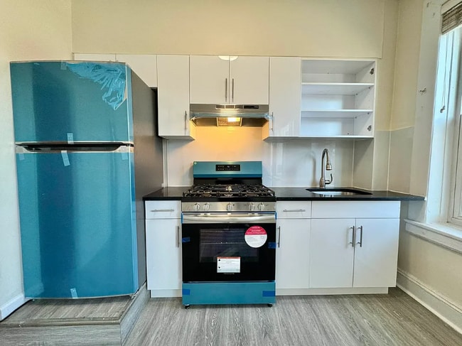 Photo - 24-36-36 42nd St Unit 2F