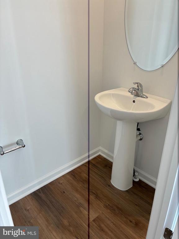 Photo - 473 Husky Trl