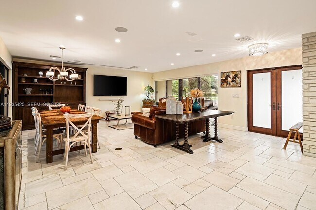 Photo - 9890 SW 138th St