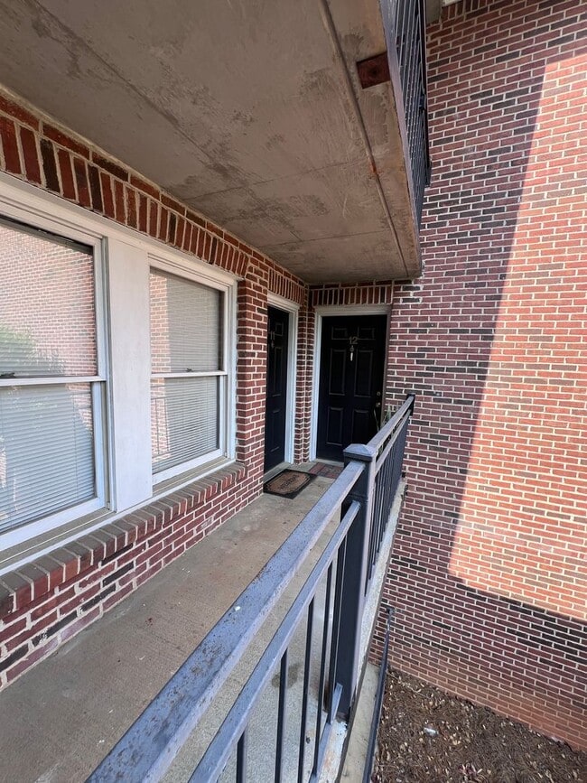 Photo - 449 Harper Ave