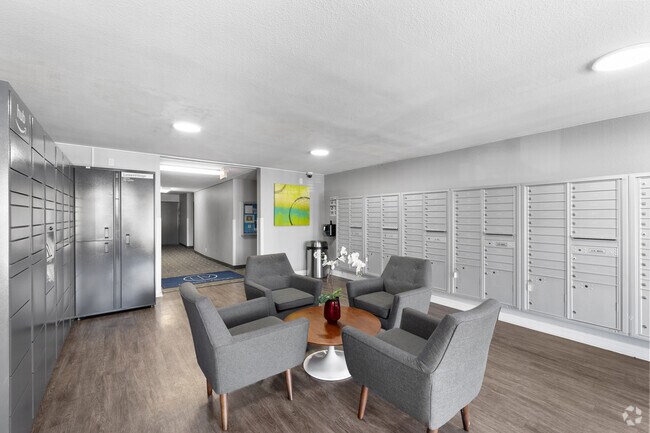 Lobby - Lassen Village Apartments
