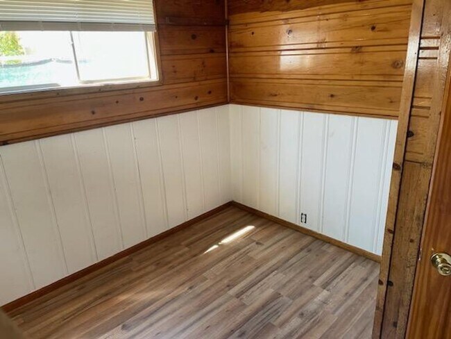 Photo - Southshore Unit 17 Cottage (former sp # 12, Park Owned)