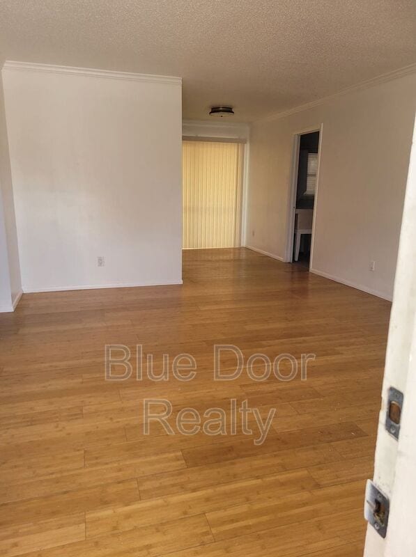 Photo - 11629 La Cueva Ln NE