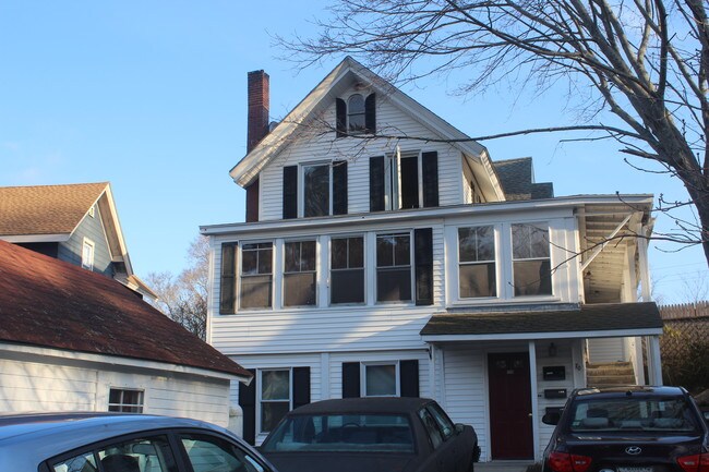 Photo - 70 Washington Ave Unidad A