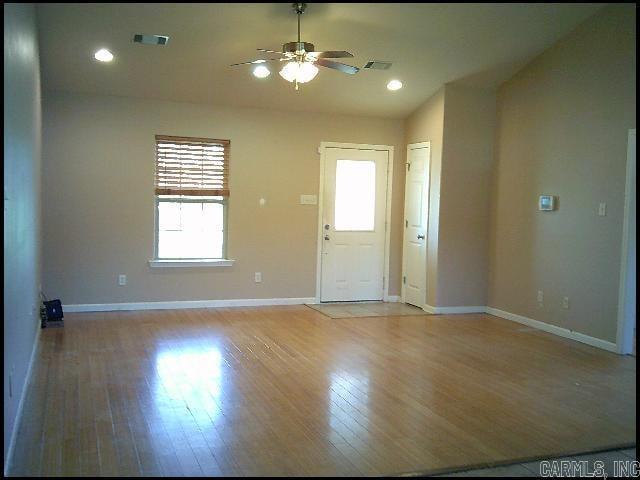 Photo - 100 Corbin Cir