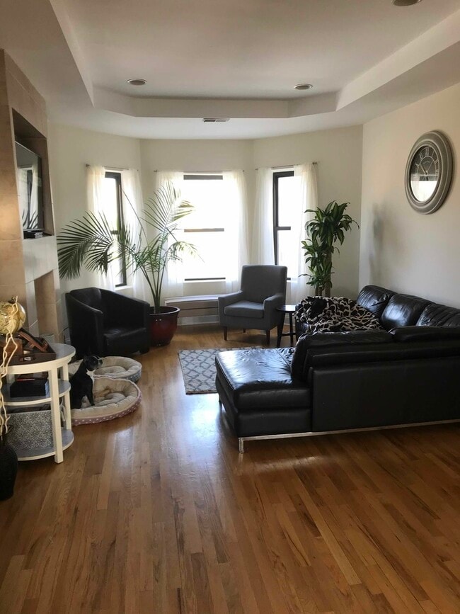 Photo - 5756 N Campbell Ave Unit 2