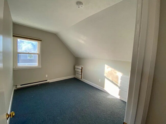 Photo - Clean and professional
2BR Near USM with Parking Available June 1 Unit Apt. 2