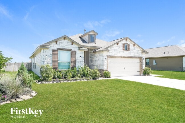 Photo - 118 White Wing Ln