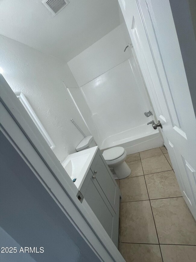 Photo - 3232 W Jackson St Unidad 1