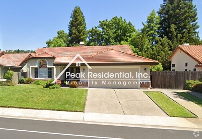 Building Photo - Wonderful 4bd/2ba Folsom Home!