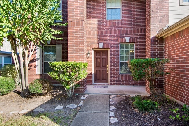 Photo - 5310 Meadow Canyon Dr