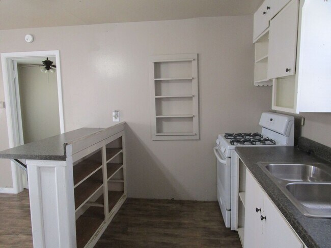 Photo - 310 East Tom Stafford Unit 310.5 E Tom Stafford #B