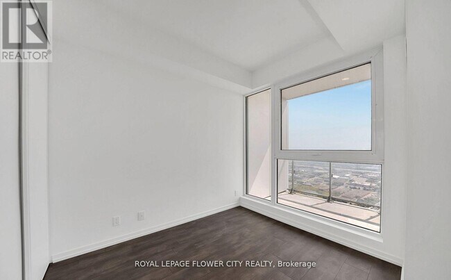 Photo - 1000 Portage Pkwy Unité 4909