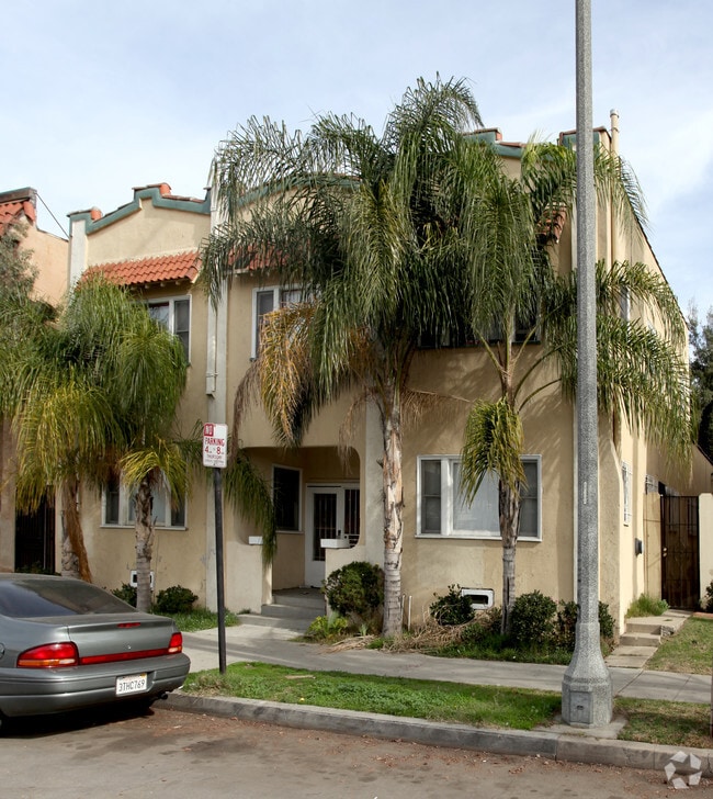 Propiedad exterior - 616 Apartments