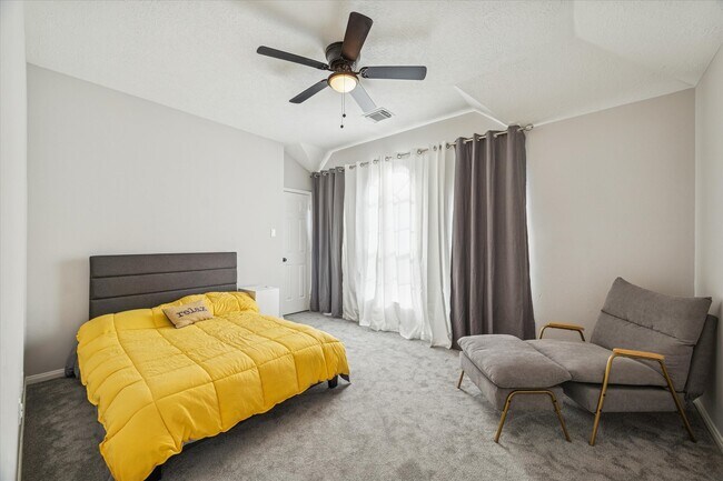 Photo - 11306 Avon Pl