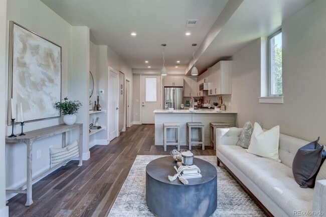 Photo - Cherry Creek Townhome - 4 Bed, 4 Bath, Detached Garage