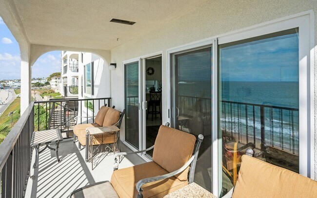 Photo - 565 Esplanade Unit 116