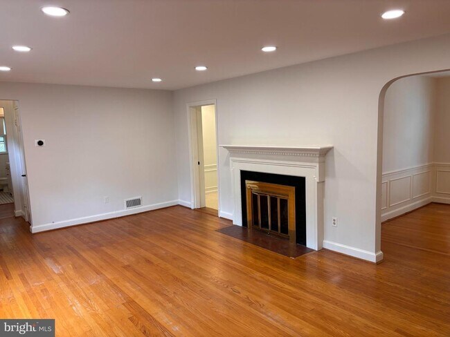 Photo - 5602 Pollard Rd