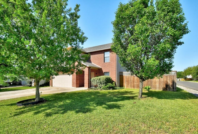 Building Photo - 400 Masonwood Dr Rental