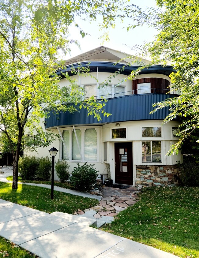 Building Photo - 699 N 600 E Unit 695