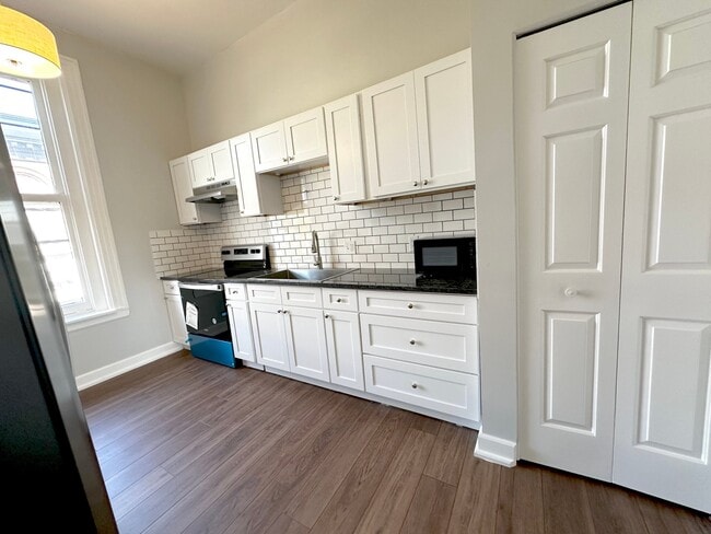 Photo - 234 Locust St Unit Apt 1