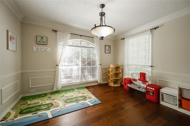 Photo - 100 Hearthwood Dr