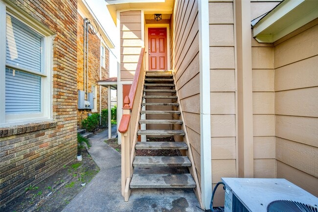 Building Photo - 2601 Rosedale St Unit 6 Rental