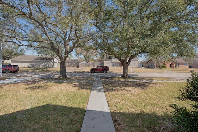 Photo - 11406 Sagewind Dr