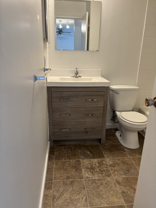 Photo - 2218 Halifax St