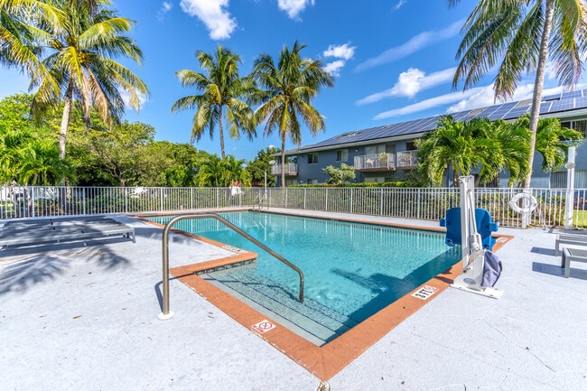 Praxis at Deerfield Beach - A 62+ Community
