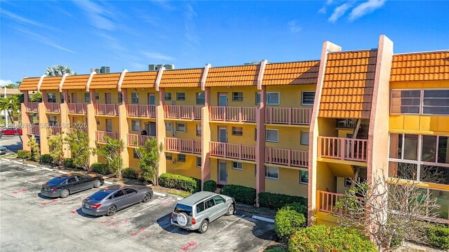 Photo - 6750 Royal Palm Blvd Unit 209E