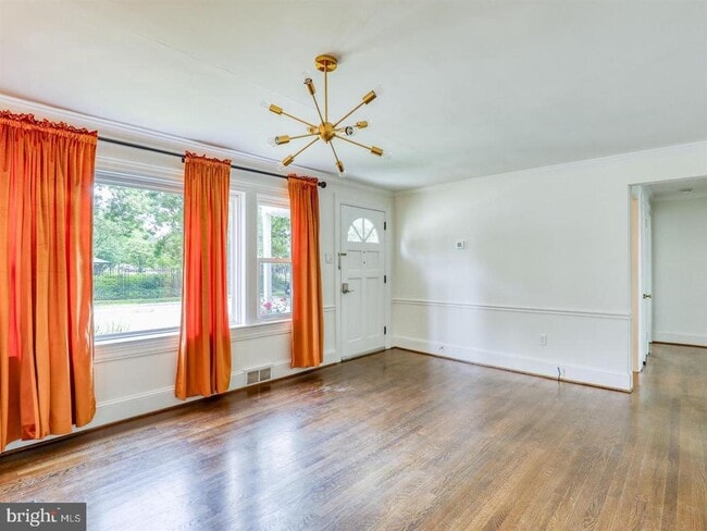 Photo - 123 Bellview Ave