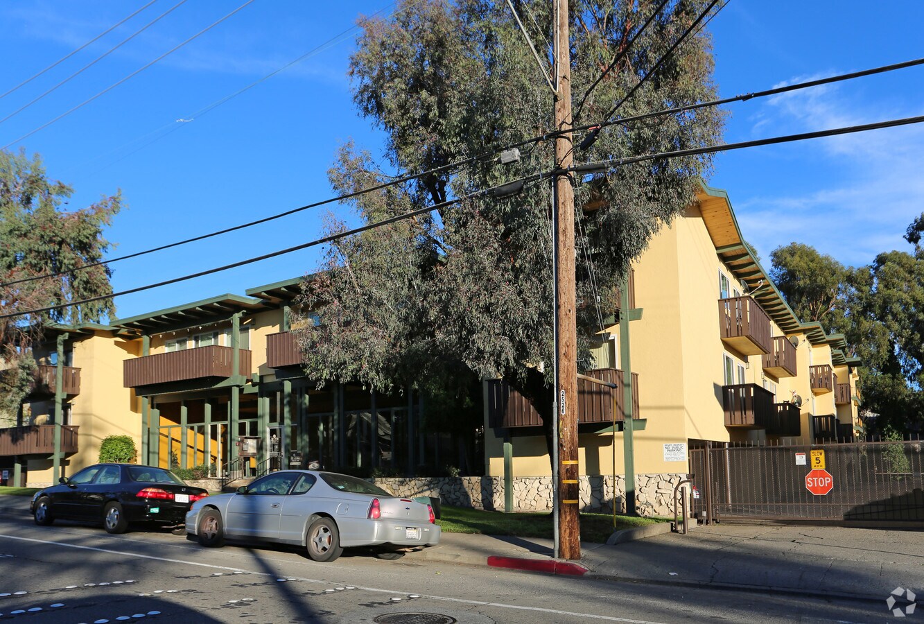 Cedars North - Cedars North