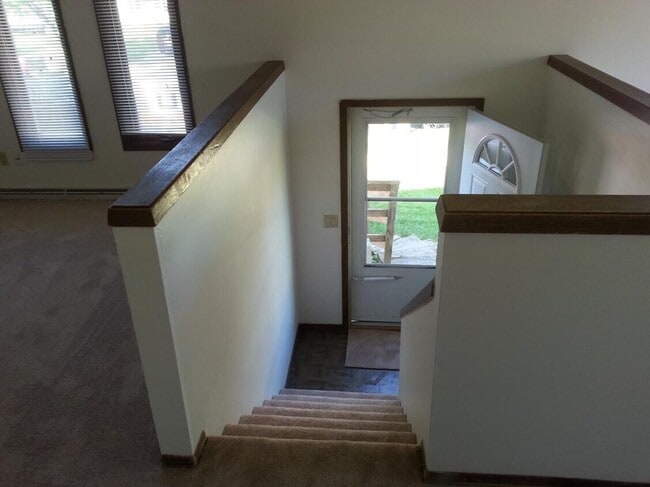 Photo - 1303 S Thompson Dr