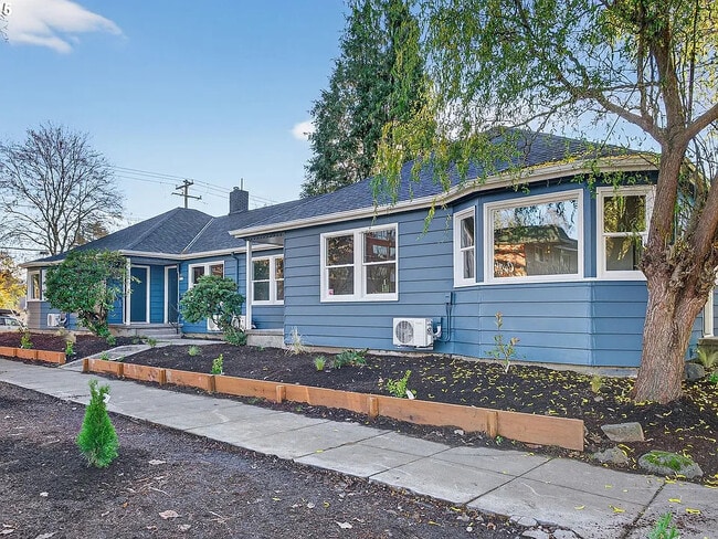 2938 SE Washington St Unit 2944