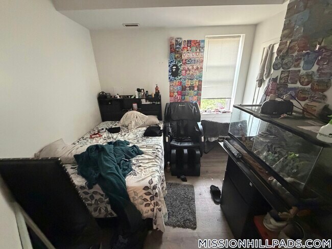 Photo - 301-305 Dudley St. Unit 4