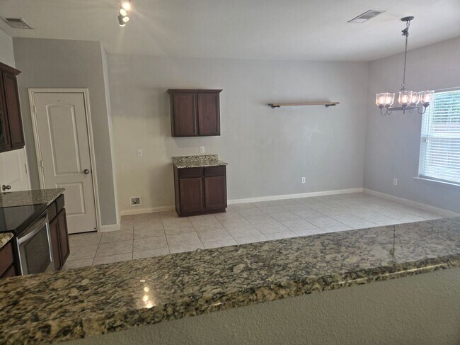 1627 Blackburn Way