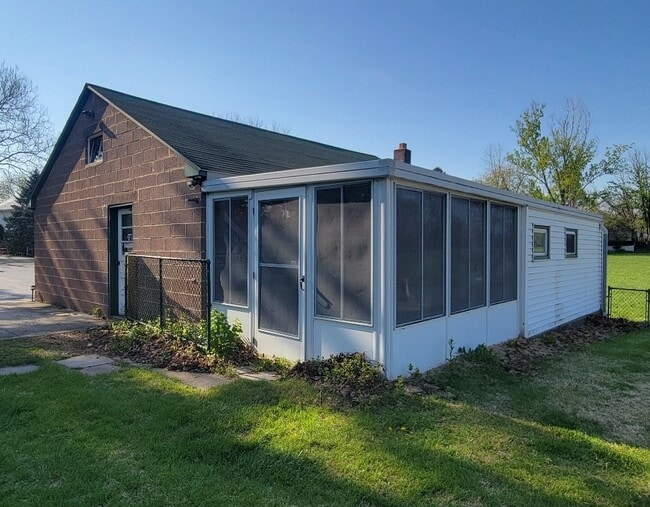 Photo - 848 Stone Hill Rd