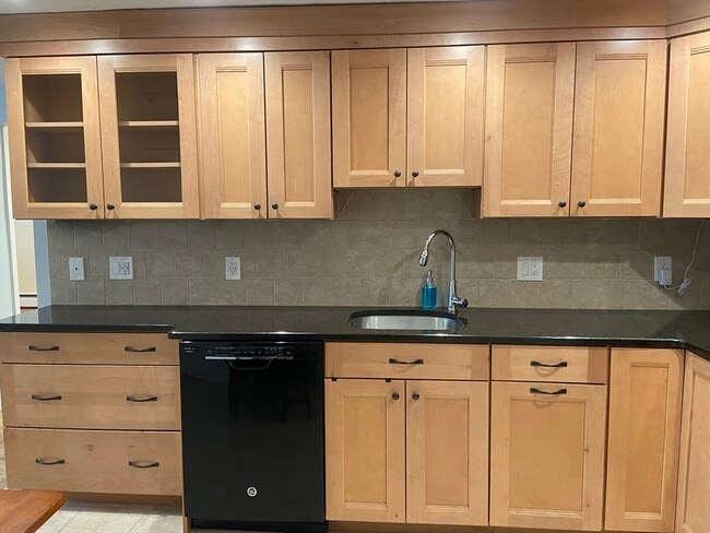 Photo - 1105 Lexington St Unit 11-1