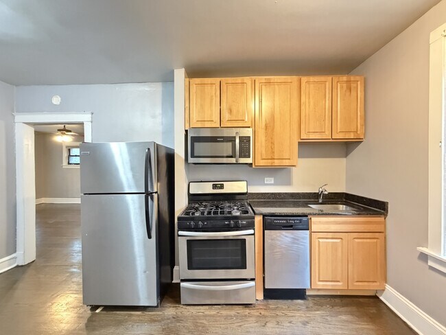 Photo - 3604 W Sunnyside Ave Unit 3