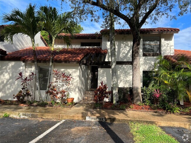 Building Photo - 13224 SW 111th Terrace Unit 5-3 Rental