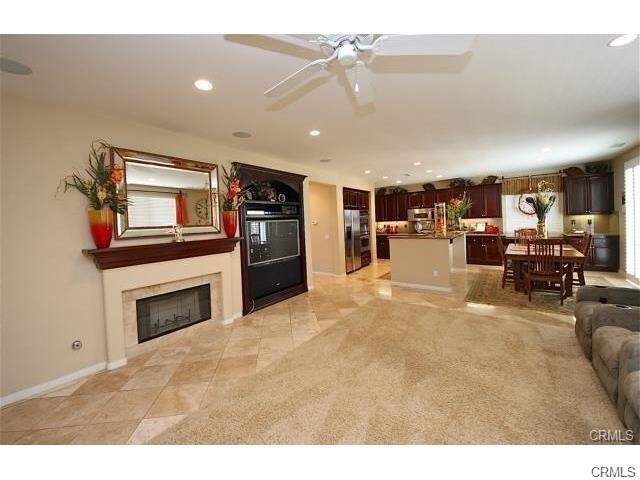 12423 Greentree Dr
