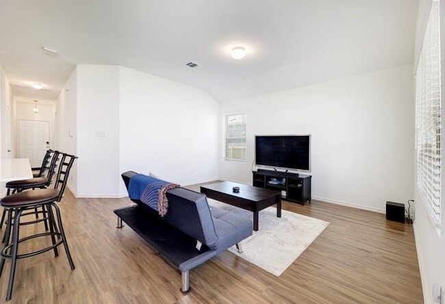 Photo - 21416 Bird Wing Dr