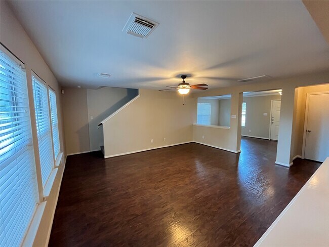 Photo - 3215 Legends Hill Ct