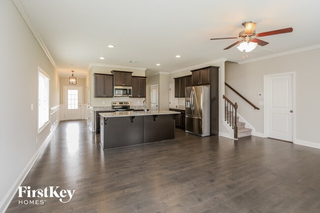 Photo - 4309 Yonah Park