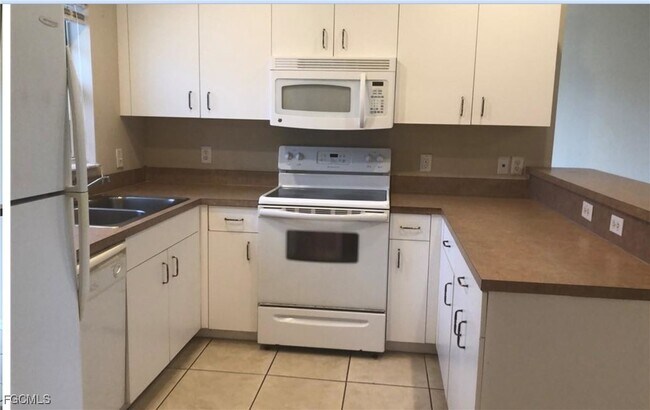 Photo - 936 Eisenhower Blvd
