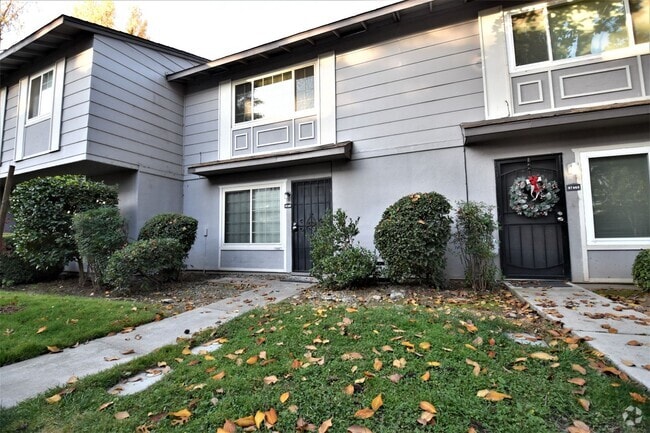 Building Photo - 8744 Woodman Way Rental