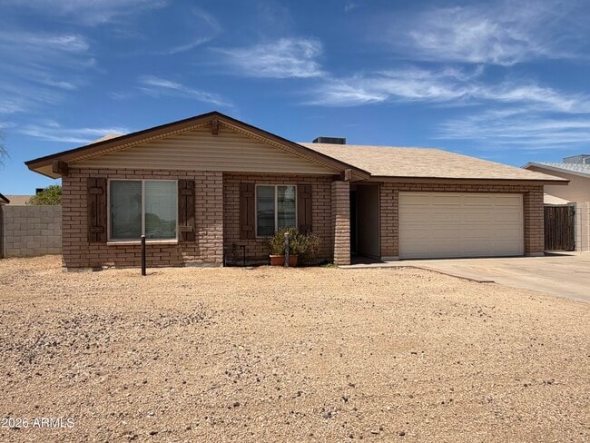 Building Photo - 4044 W Cholla St