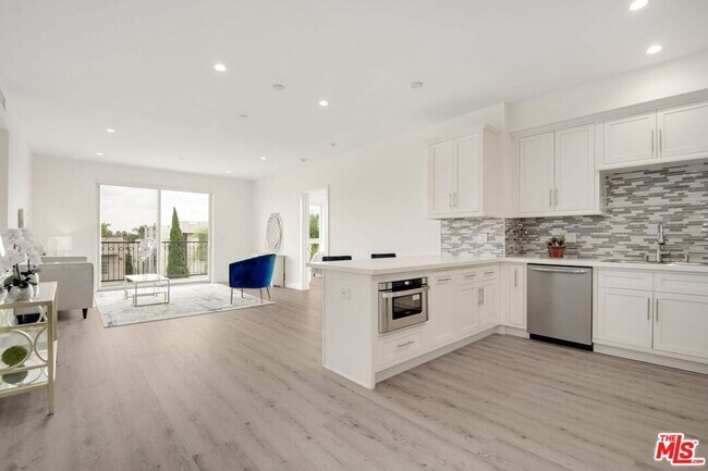 Photo - 1237 S Holt Ave Condo Unit 307