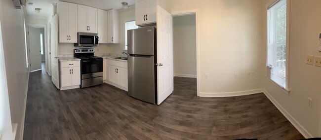 1BD/1BA renovated w/storage